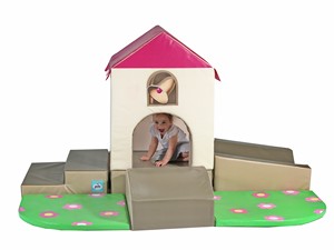 בית פעילות משולב עם טיפוס וגלישה לפעוטות - תמונה מספר 1